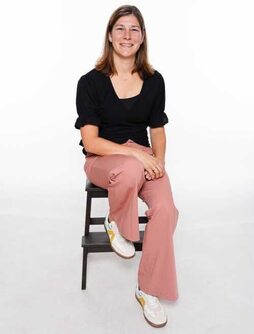 teacher_docent-2_team_f5973504